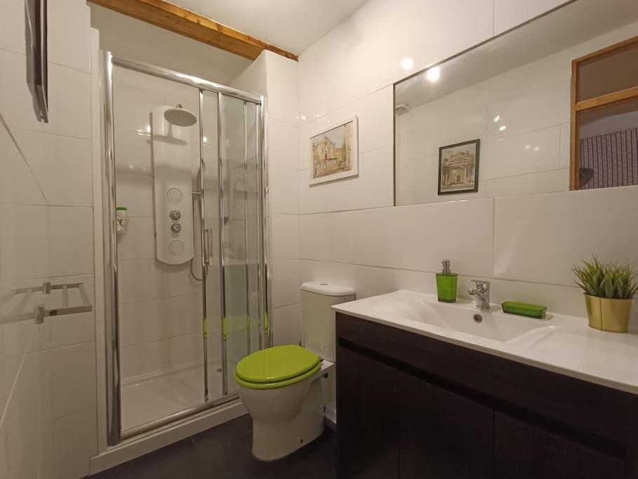 Lx Townhouse Ideal For Big Groups Prime Location Trendy Street Feriehus